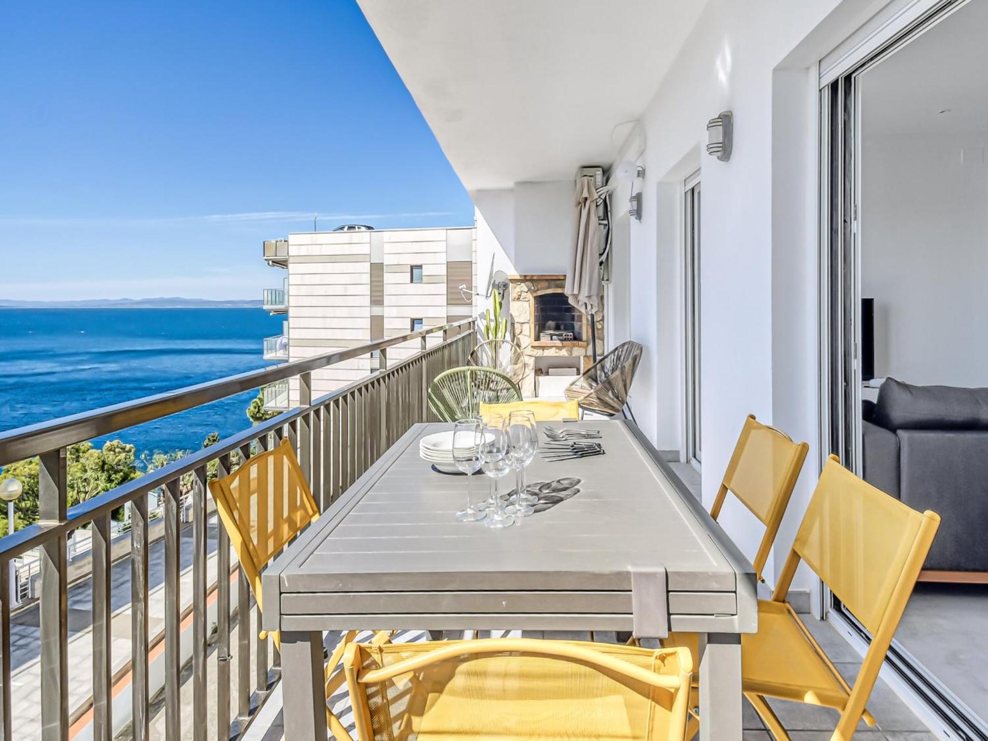 Apartamento Pretty With Balcony Rosas